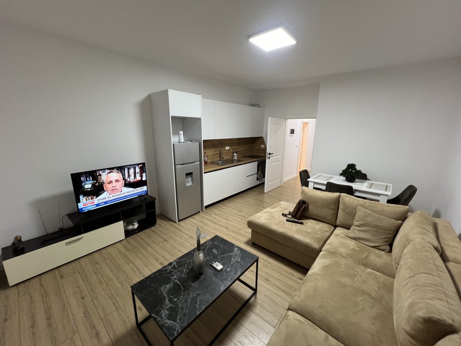 Tirane, shes apartament 1+1+Aneks+Ballkon Kati 3, 83 m² 133.000 € (Selite)