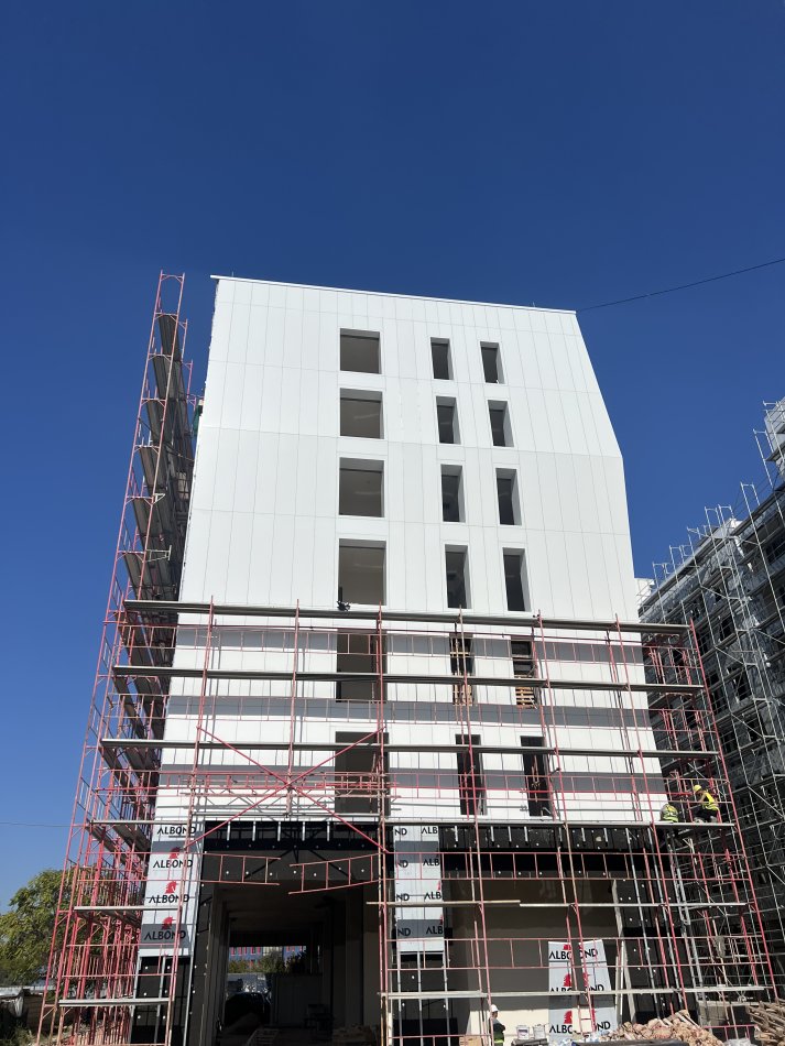 Tirane, shes apartament 2+1+Aneks+Ballkon Kati 5, 102 m² 140.000 € (Porcelan)
