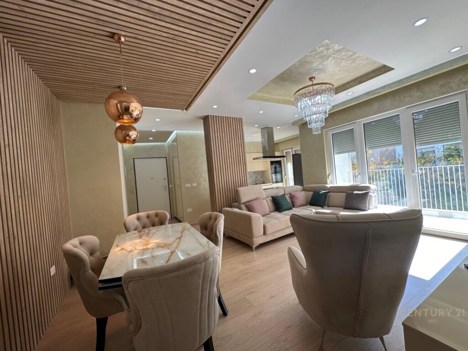 Tirane, jepet me qera apartament 2+1+Aneks+Ballkon Kati 2, 102 m² 1.200 € (Park life residence)