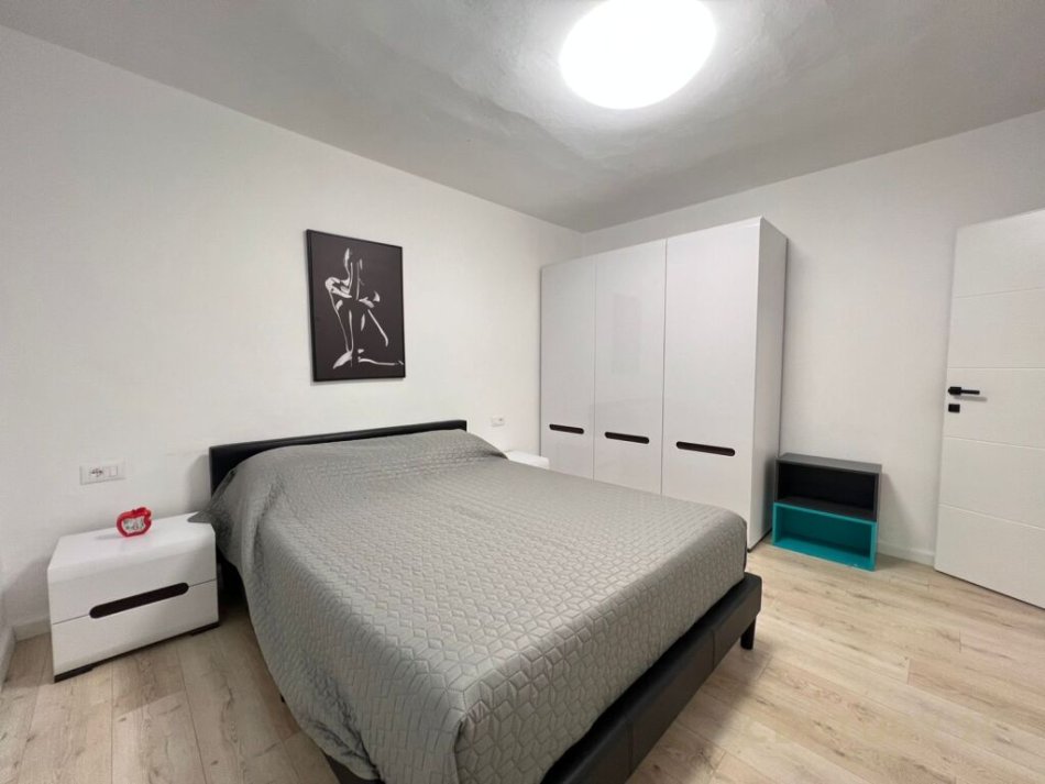 Tirane, shitet apartament 2+1 Kati 3, 71 m² 137.000 € (Pazari Ri)