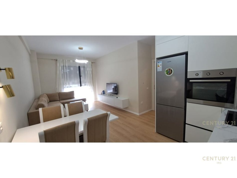 Tirane, jepet me qera apartament 2+1+Aneks+Ballkon Kati 5, 100 m² 600 € (Asl 2)