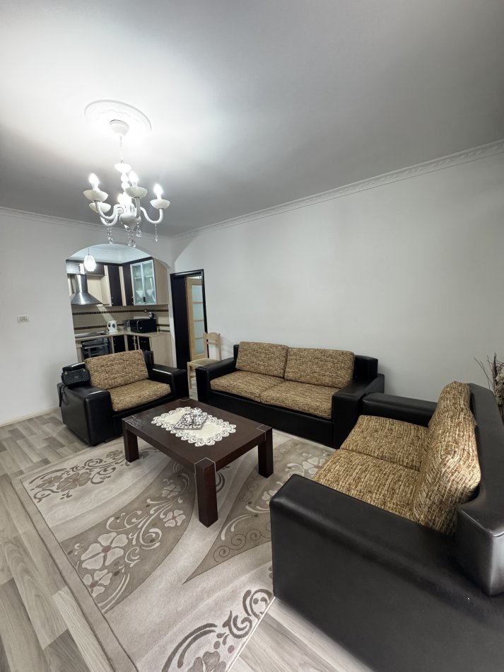 Tirane, jepet me qera apartament 3+1+Aneks Kati 3, 103 m² 550 € (Nuci naci, prane Selites dhe afer shkolles 26 nentori)