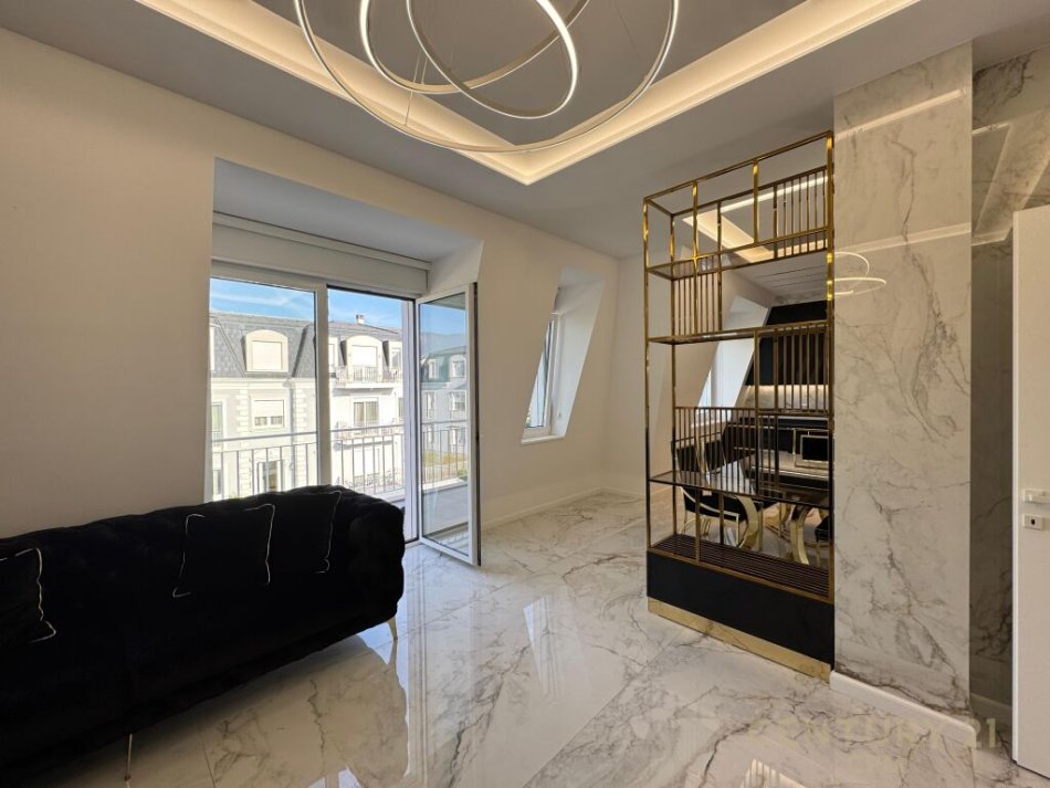 Tirane, jepet me qera apartament 2+1+Aneks+Ballkon Kati 3, 120 m² 1.800 € (Joy Residence)