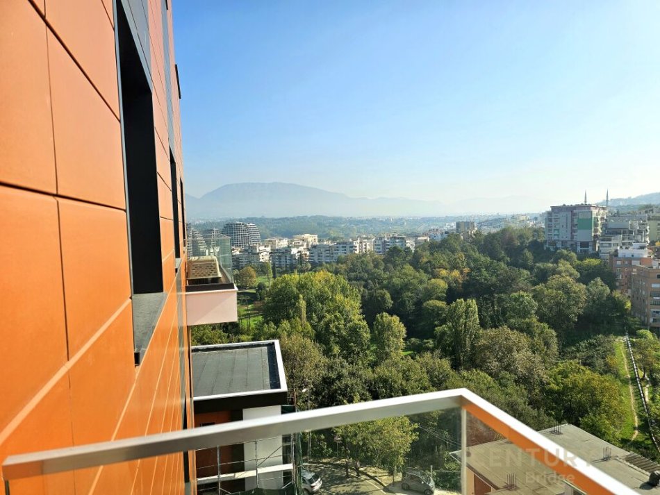Tirane, jepet me qera apartament 2+1+Aneks+Ballkon Kati 7, 110 m² 1.300 € (Kodra e diellit)