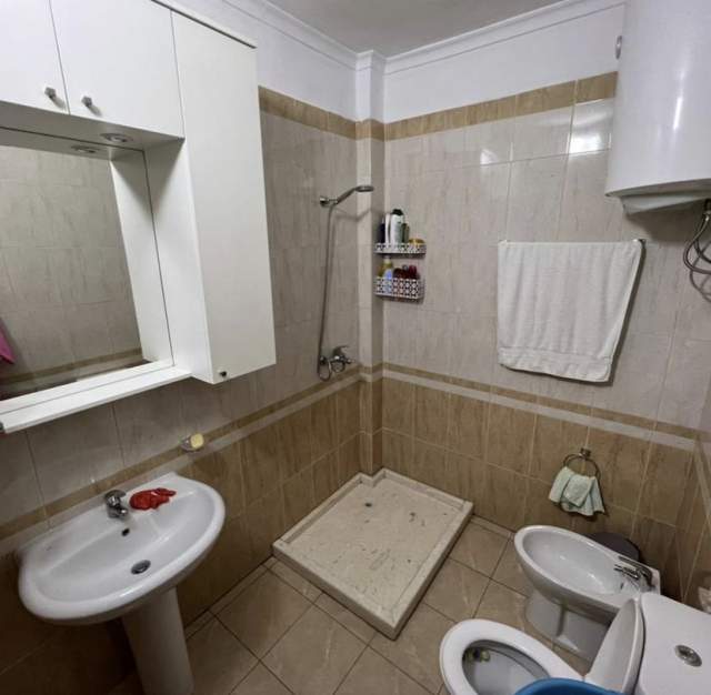 Durres, shes apartament 1+1 Kati 5, 60 m² 75.000 Euro (Plepa Durres)