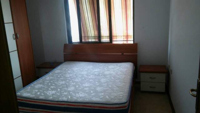 Tirane, jepet me qera apartament 2+1+BLK Kati 6, 80 m² 450 Euro (piazza)