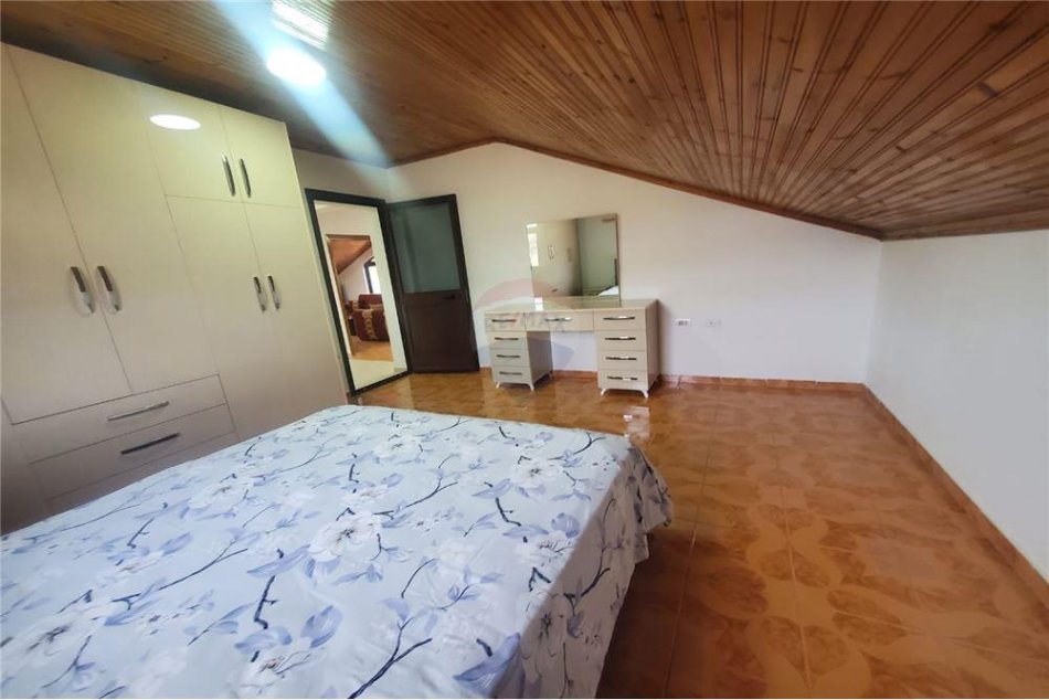 Tirane, jepet me qera apartament 2+1 Kati 3, 120 m² 400 € (Rruga Korabi - Don Bosko - Jordan Misja, Shqipëri)