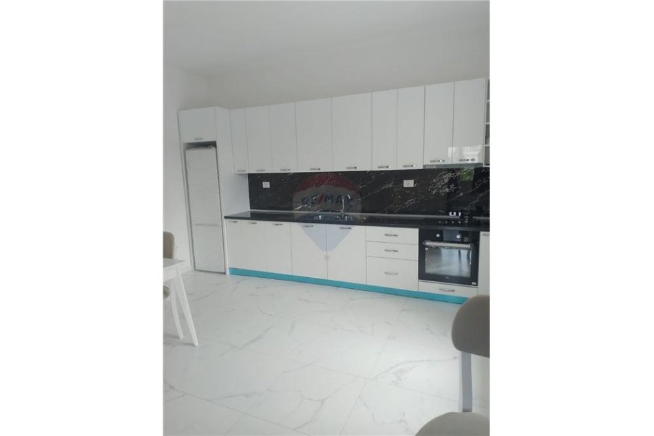Tirane, jepet me qera apartament 2+1 , 119 m² 400 € (Rruga Korabi - Rruga Jordan Misja - Don Bosko - Jordan Misja, Shqipëri)