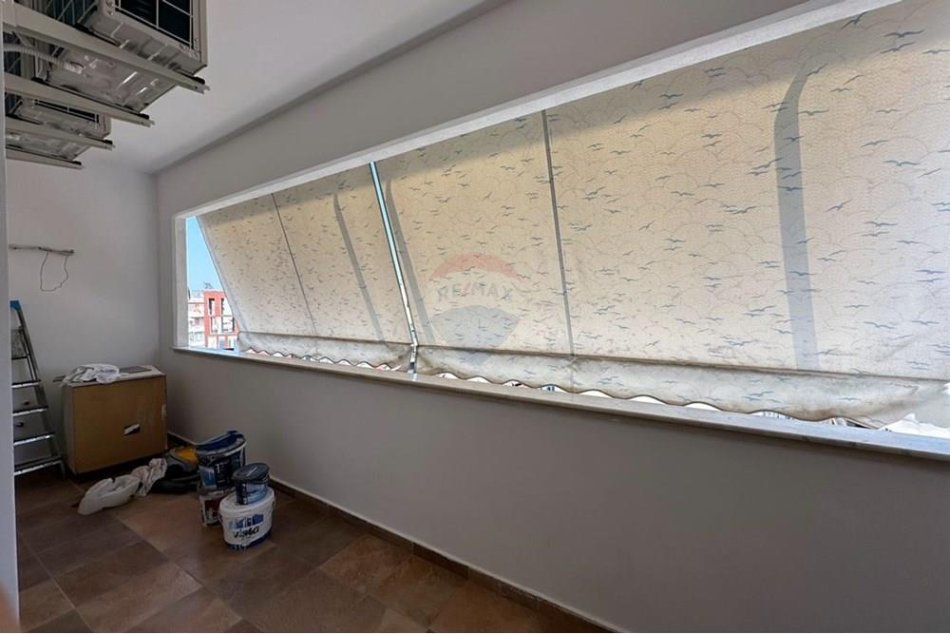 Tirane, jepet me qera apartament , 90 m² 550 €
