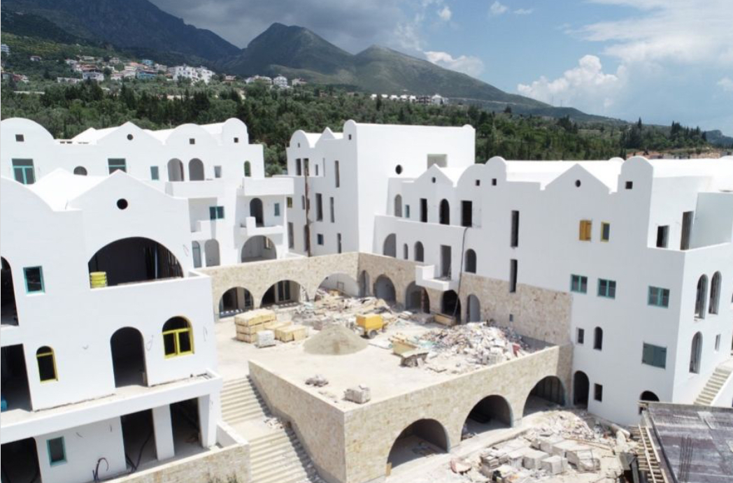 Santorini, Shitet Apartament 2+1, Dhermi