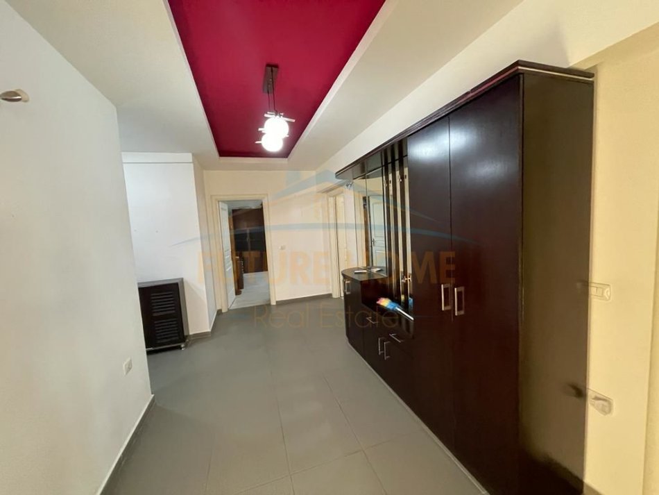 Qera, Apartament 3+1+2 Selvia Tirane