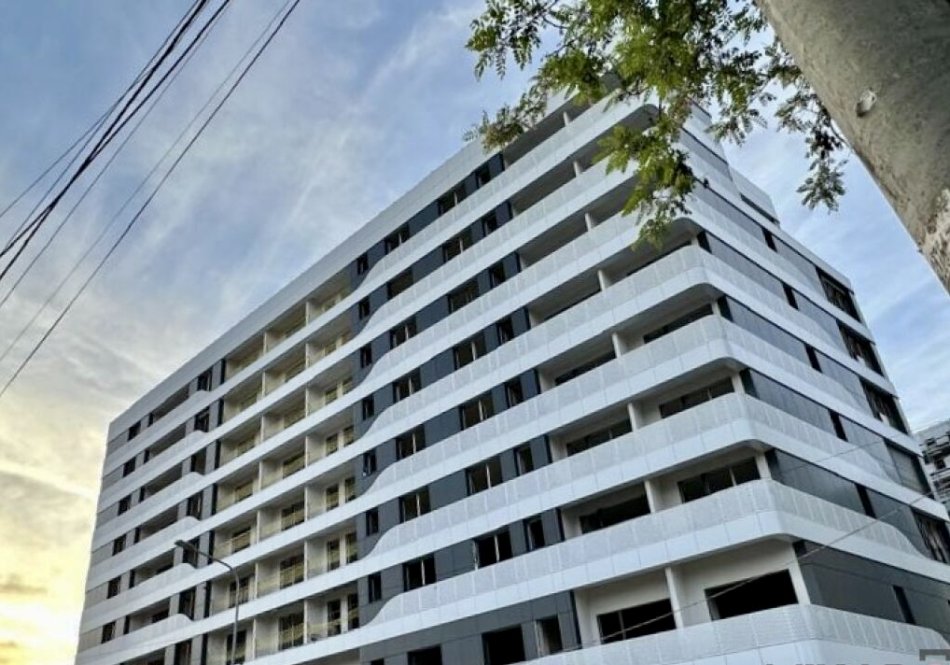 Tirane, shitet apartament 2+1+Aneks+Ballkon Kati 4, 102 m² 155.000 € (Don Bosko te Paralel Living)