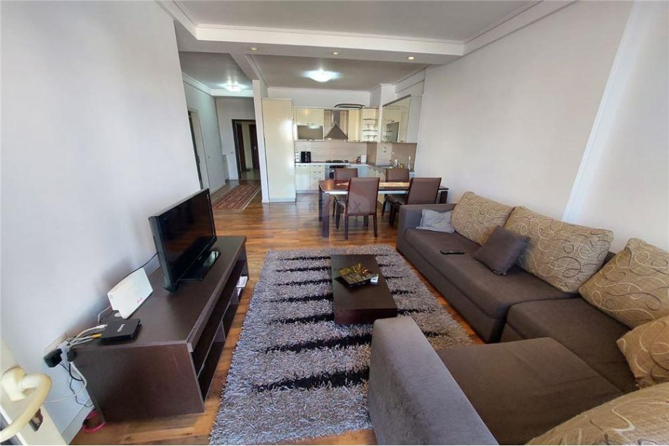 Tirane, shitet apartament Kati 6, 118 m² 192,000 € 