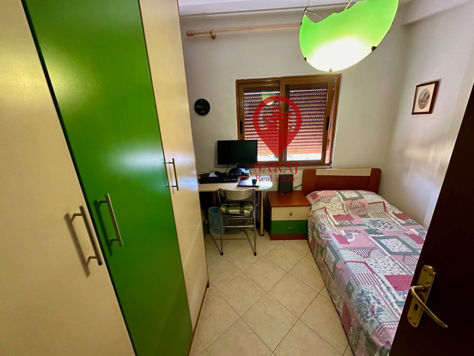 Tirane, shitet apartament 3+1+Aneks+Ballkon Kati 5, 80 m² 110.000 € (Bardhyl afer Bar Oslos)