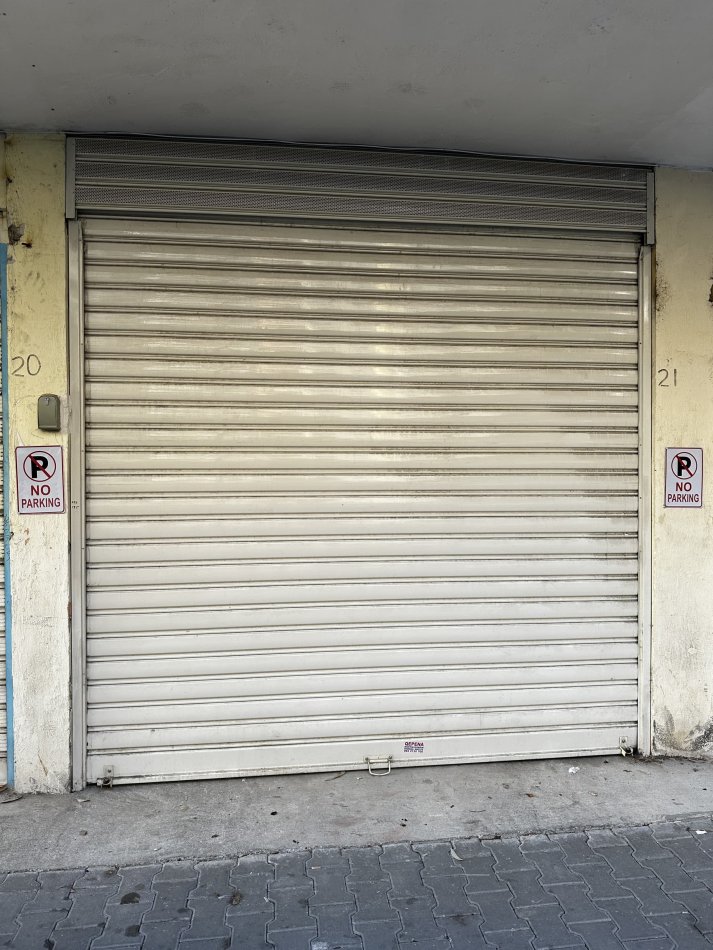 TIRANE 60.000€ (i diskutueshem)!  SHITET AMBJENT BIZNESI, i pershtatshem per garazhd, dyqan, zyre, magazine, etj.