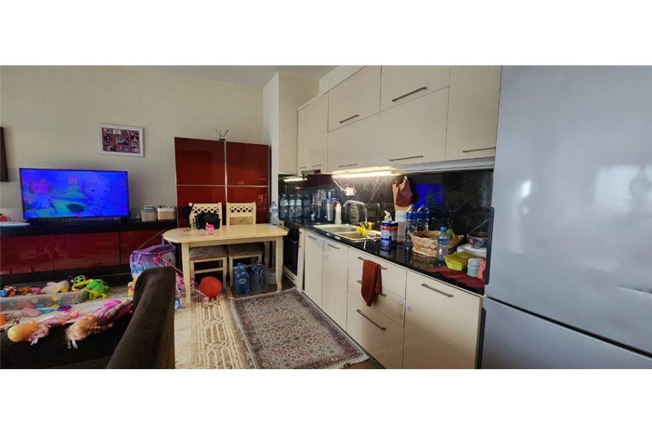 Tirane, shitet apartament 2+1 Kati 3, 120 m² 150.000 € (Liqeni i Thate Rruga Peti)