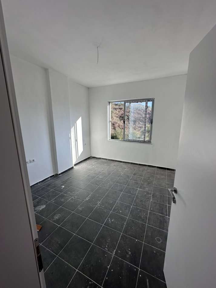 OKAZION❌SHITET APARTAMENT NE DURRES PLAZH ME PAMJE DETI 2+1+2 99m2 KATI2 ASHENSOR 4MIN NGA DETI