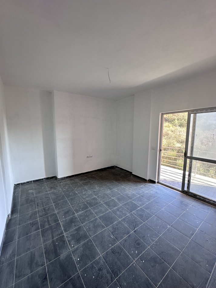 OKAZION❌SHITET APARTAMENT NE DURRES PLAZH ME PAMJE DETI 2+1+2 99m2 KATI2 ASHENSOR 4MIN NGA DETI