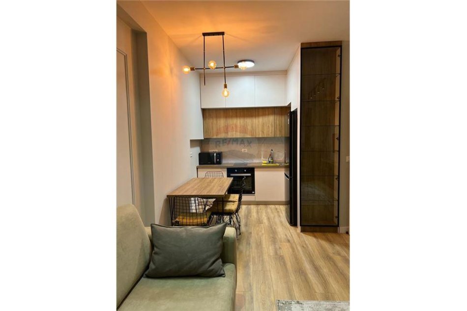 Tirane, shitet apartament Kati 1, 103 m² 145.000 € 