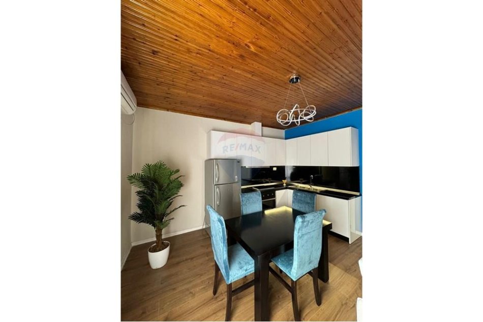 Tirane, jepet me qera apartament 1+1 Kati 6, 76 m² 650 € (Myslym Shyri - Shallvaret,)