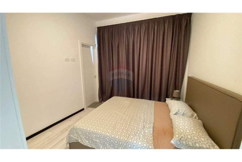 Tirane, shitet apartament Kati 3, 96 m² 340.000 € 