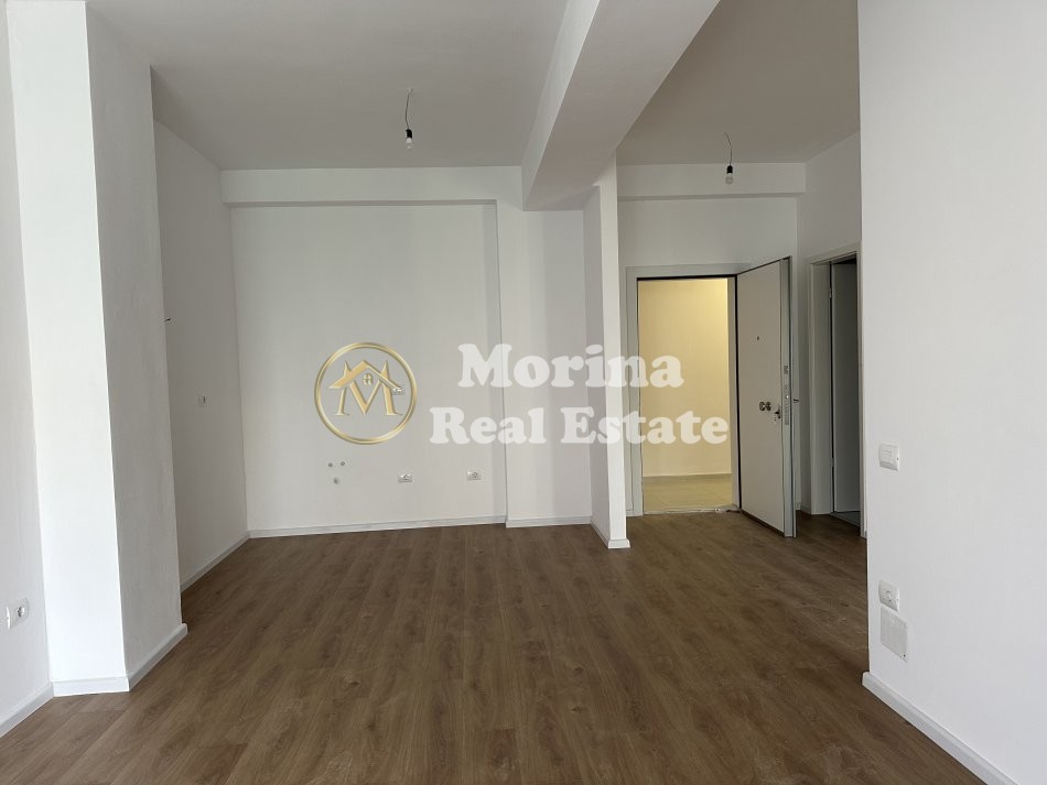 Tirane, shitet apartament 1+1 Kati 3, 63 m² 85.200 € (Ali Demi/Kompleksi Kaimi)