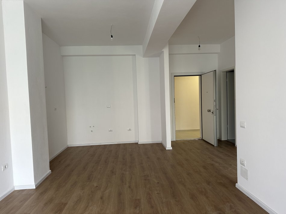 Tirane, shitet apartament 1+1 Kati 2, 64 m² 85.000 € (ali demi)
