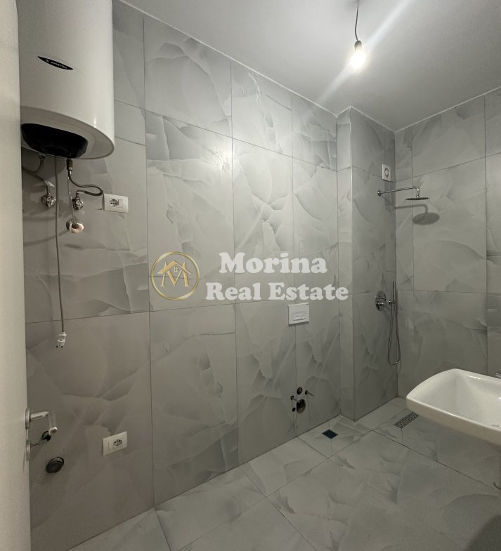 Tirane, shitet apartament 1+1 Kati 3, 63 m² 85.200 € (Ali Demi/Kompleksi Kaimi)