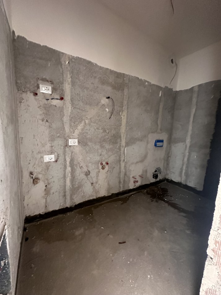 Apartament 1+1 per shitje Fusha e Aviacionit