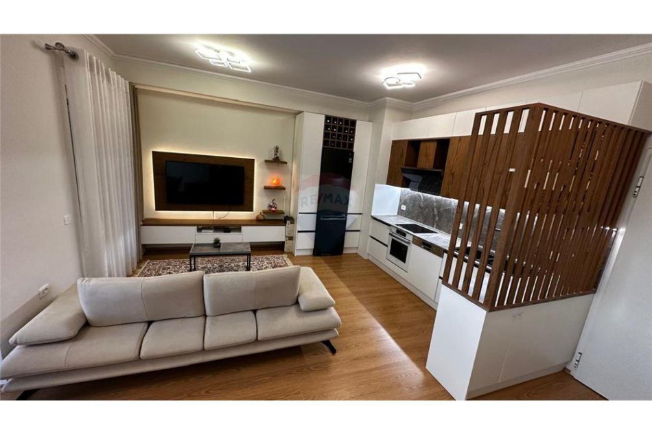 Tirane, shitet apartament Kati 5, 63 m² 95.000 € 