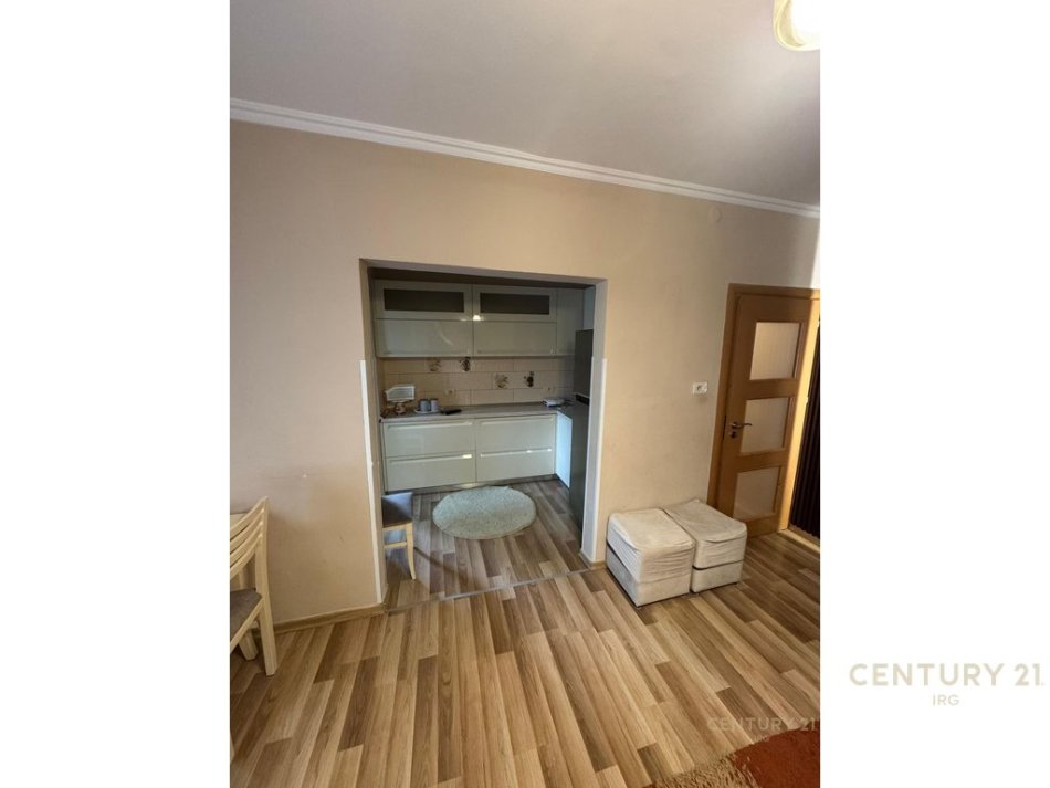 Tirane, shitet apartament 1+1 Kati 3, 59 m² 128.000 € (Rruga Irfan Tomini)