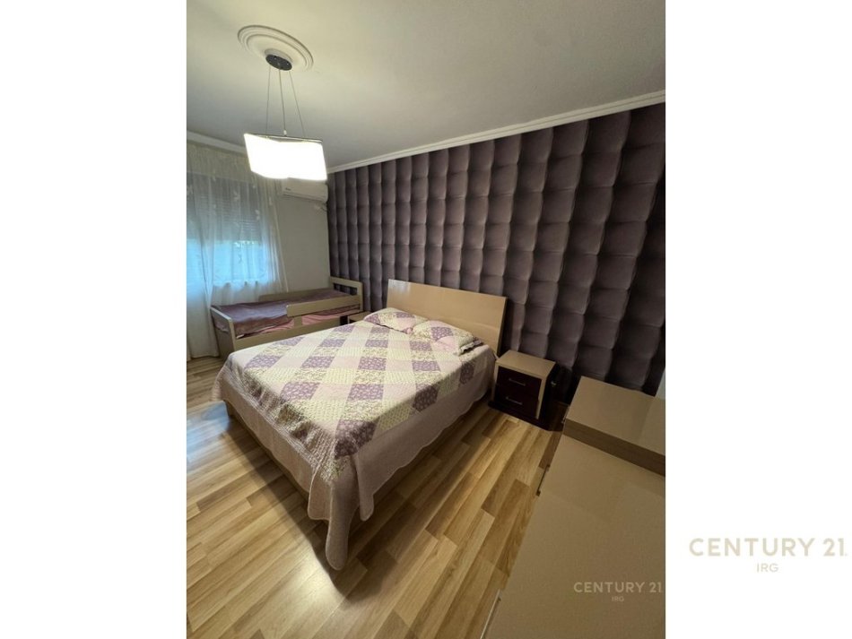 Tirane, shitet apartament 1+1 Kati 3, 59 m² 128.000 € (Rruga Irfan Tomini)