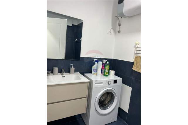 Tirane, shitet apartament 1+1+BLK Kati 3, 77 m² 130.000 Euro