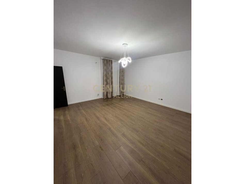 Tirane, jepet me qera apartament 1+1 Kati 2, 70 m² 350 € (Misto Mame)