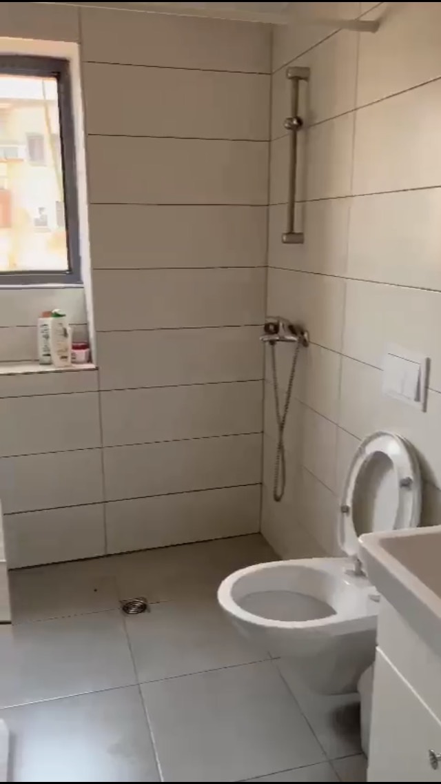 Tirane, jepet me qera apartament 1+1+BLK Kati 4, 58 m² 350 Euro (THANAS ZIKO)