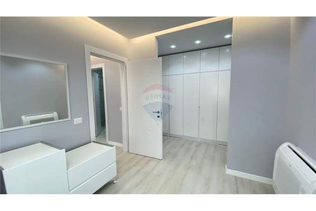 Tirane, jap me qera apartament 2+1+BLK 110 m² 750 Euro (Osman Myderizi)