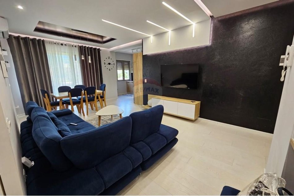 Tirane, jepet me qera apartament 2+1 Kati 3, 98 m² 600 € (Rruga e Dibrës,)