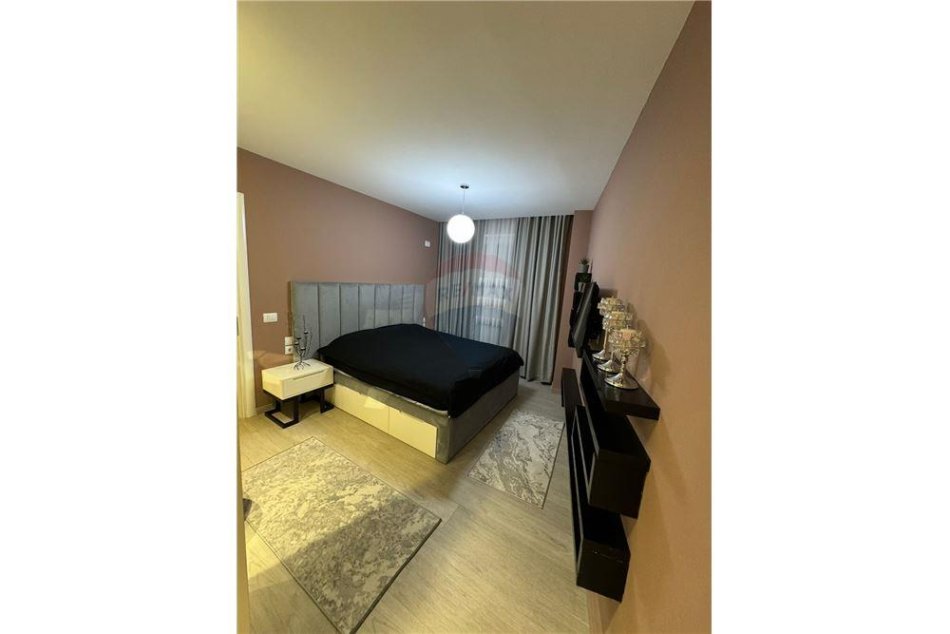 Tirane, jepet me qera apartament 2+1 , 113 m² 800 € (Ruga e Ullishtes - Liqeni i Thatë)