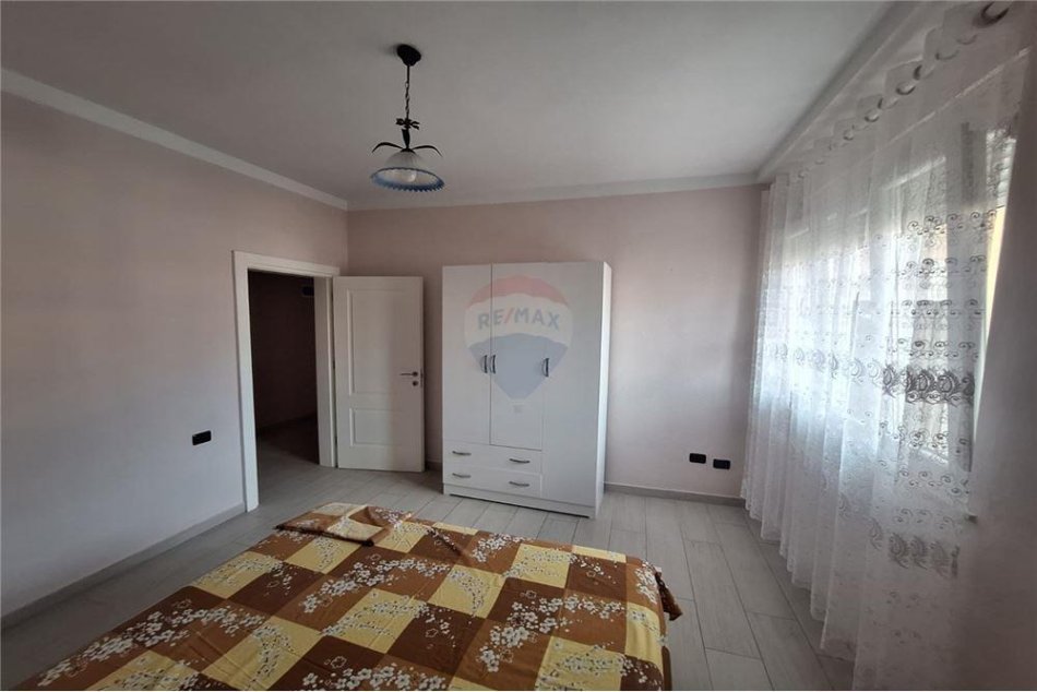 Tirane, jepet me qera apartament Kati 2, 88 m² 400 € 