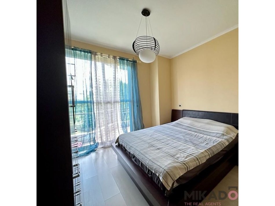 Tirane, shitet apartament 3+1+Ballkon Kati 2, 127 m² 220,000 € (Kopshti botanik)
