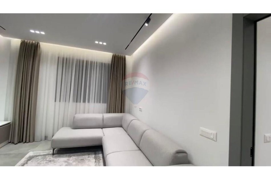Tirane, jepet me qera apartament 1+1+Aneks+Ballkon , 70 m² 550 € (Green city)