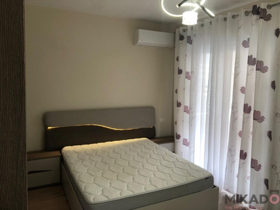 Tirane, shitet 2+1 Kati 2, 99 m² 220.000 € 