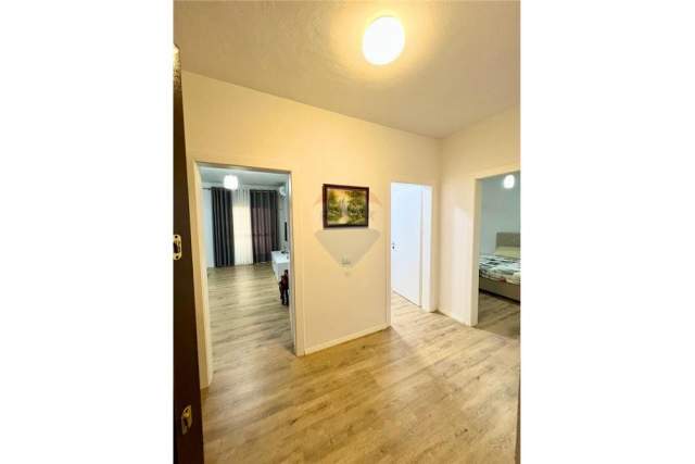 Tirane, ofert apartament 2+1+BLK Kati 4, 120 m² 700 Euro (Medar Shtylla)