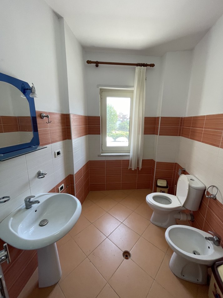 Durres, shitet apartament 1+1 Kati 4, 71 m² 74.000 € (Plepa)