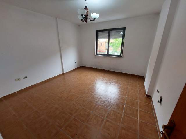Shitet Apartament 2+1+2 tek Harry Fultz 128 m² 125.000 Euro