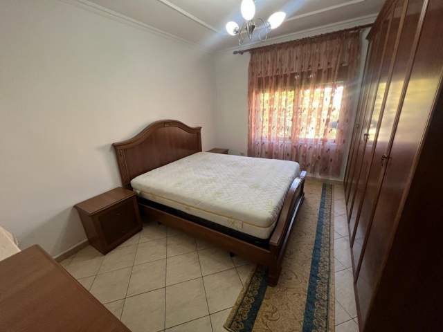 Tirane, jepet me qera apartament 2+1+BLK Kati 2, 90 m² 450 Euro (qemal stafa)