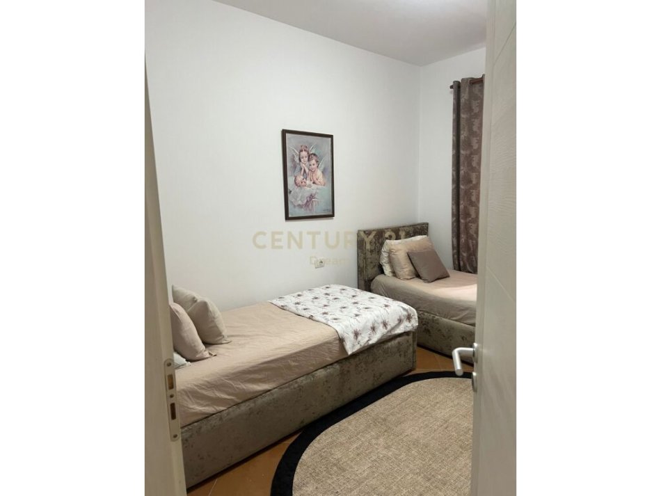 Tirane, shitet apartament 2+1+Ballkon Kati 2, 87 m² 87.000 € 