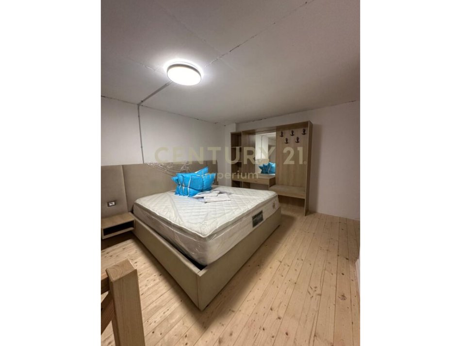 Tirane, jepet me qera garsonier 1+1 Kati 0, 75 m² 600 € (Prane Rruges se Durresit)