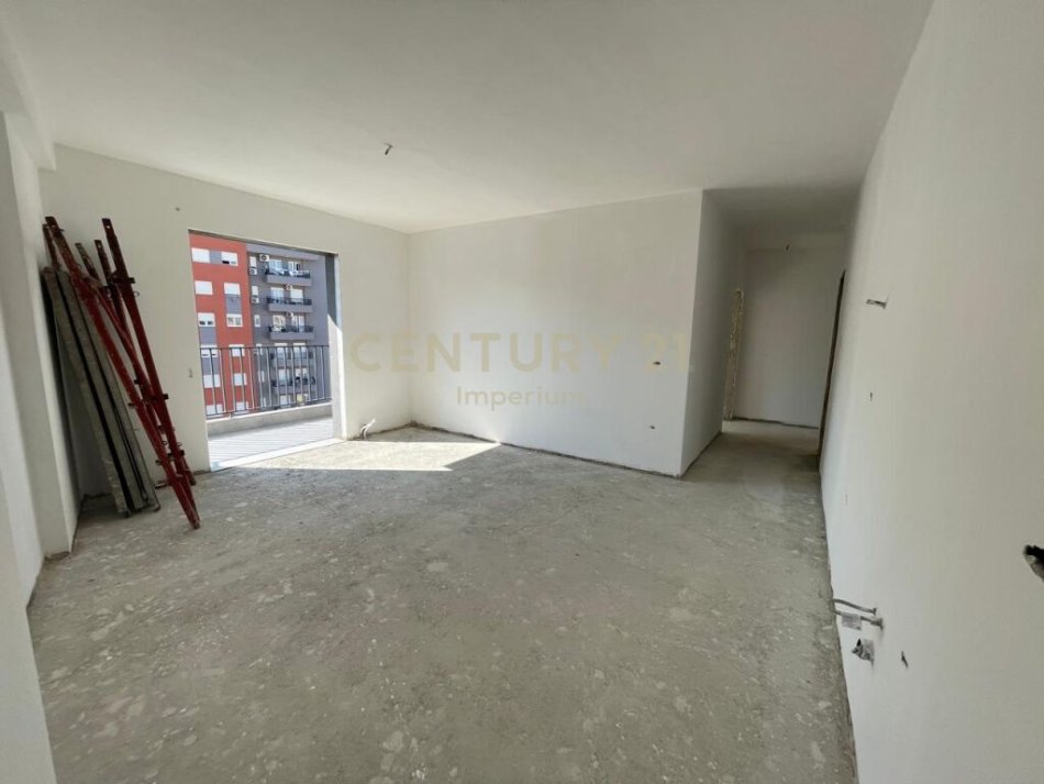 Tirane, shitet apartament 1+1 Kati 8, 130 m² 92.800 € ( Vendndodhja: Astir, Kompleksi Jolla, Tiranë, Shqipëri)