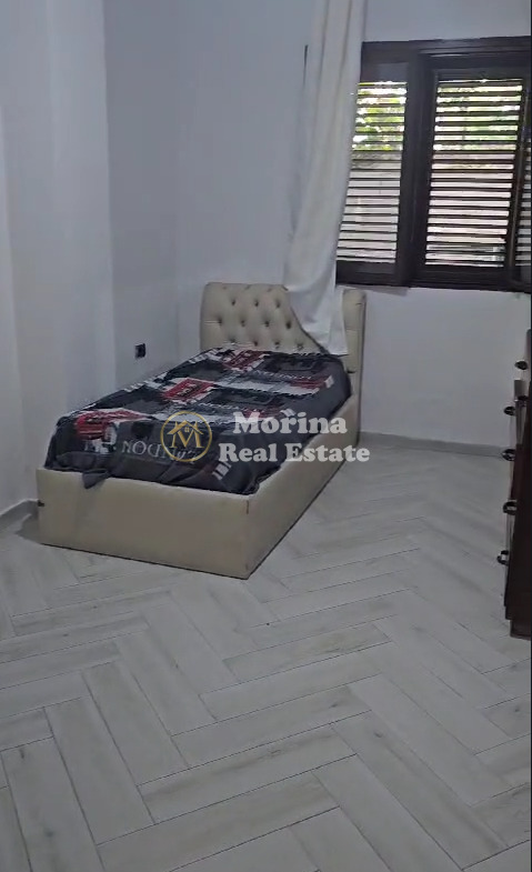 Tirane, jepet me qera shtepi 2+1 Kati 1, 100 m² 380 € (Rruga Llazar Shapatini)